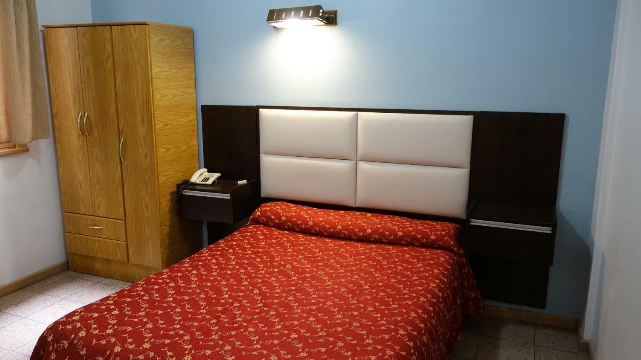Hotel Key'S Buenos Aires Bagian luar foto