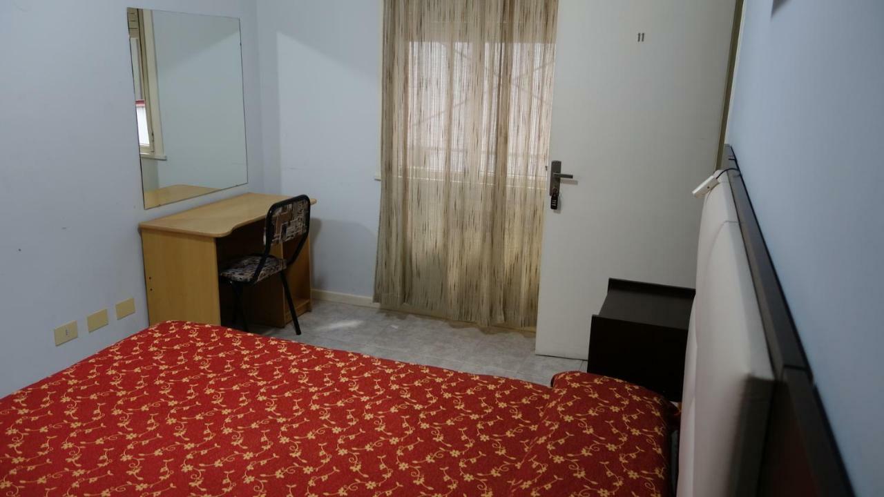 Hotel Key'S Buenos Aires Bagian luar foto
